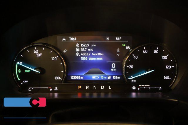 Used 2022 Ford Escape SE FWD image 16