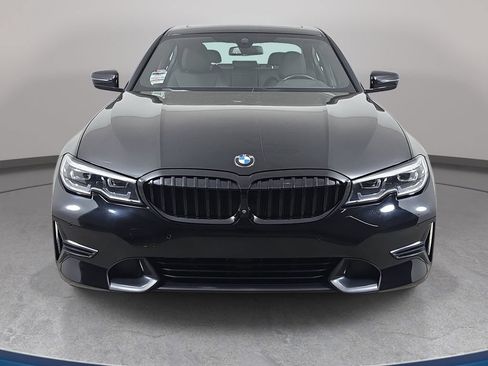 Used 2021 BMW 330i xDrive Sedan w/ Premium Package AWD/4WD image 3