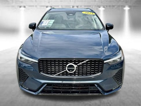 Used 2023 Volvo XC60 B5 Ultimate w/ Climate Package AWD/4WD image 2