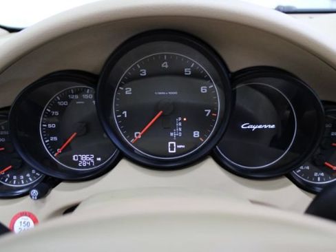 Used 2013 Porsche Cayenne AWD/4WD image 13