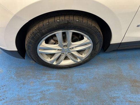 Certified 2021 Chevrolet Equinox Premier image 17