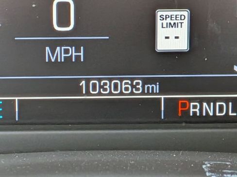 Used 2020 Chevrolet Suburban LT image 23