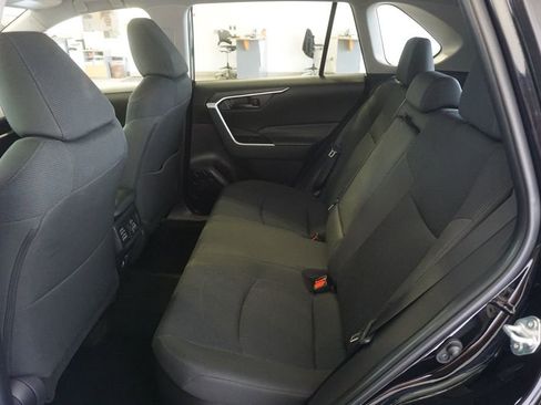 Used 2025 Toyota RAV4 LE AWD/4WD image 17