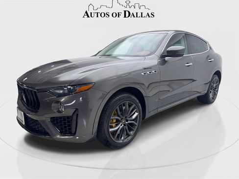 Used 2022 Maserati Levante Modena image 2