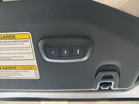 Used 2022 Jeep Wrangler Unlimited Sport image 33