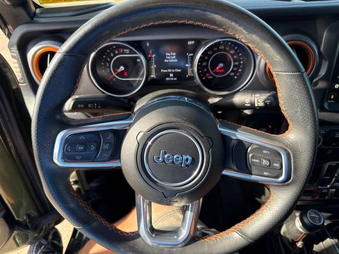 Used 2022 Jeep Gladiator Mojave w/ LED Lighting Group AWD/4WD image 21