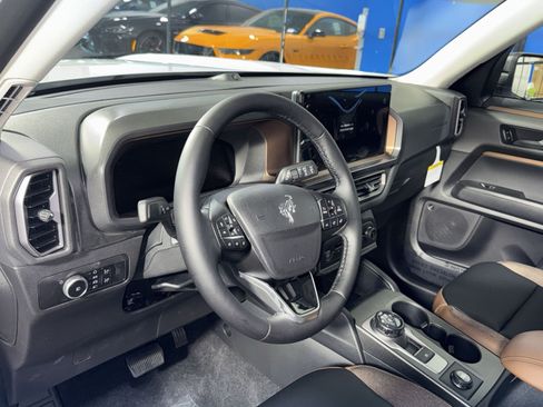 New 2026 Ford Bronco Sport Outer Banks w/ Outer Banks Tech Package+ AWD/4WD image 21