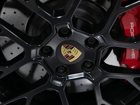 Certified 2022 Porsche 911 Targa 4 GTS AWD/4WD image 11