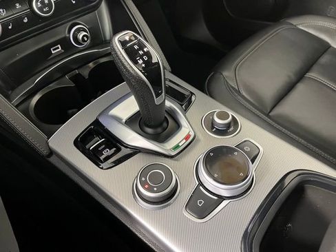 Used 2024 Alfa Romeo Stelvio Ti AWD/4WD image 36