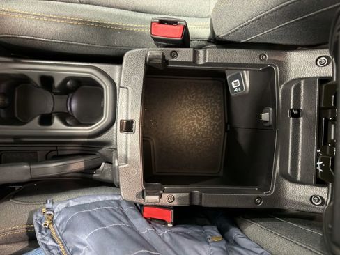 New 2025 Jeep Gladiator Willys image 33