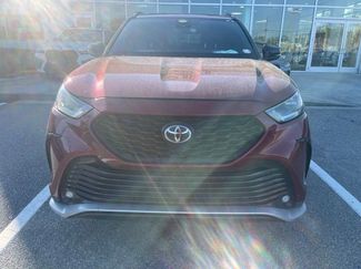 Used 2021 Toyota Highlander XSE video 1