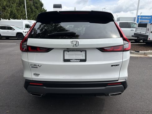 Used 2025 Honda CR-V Sport image 9