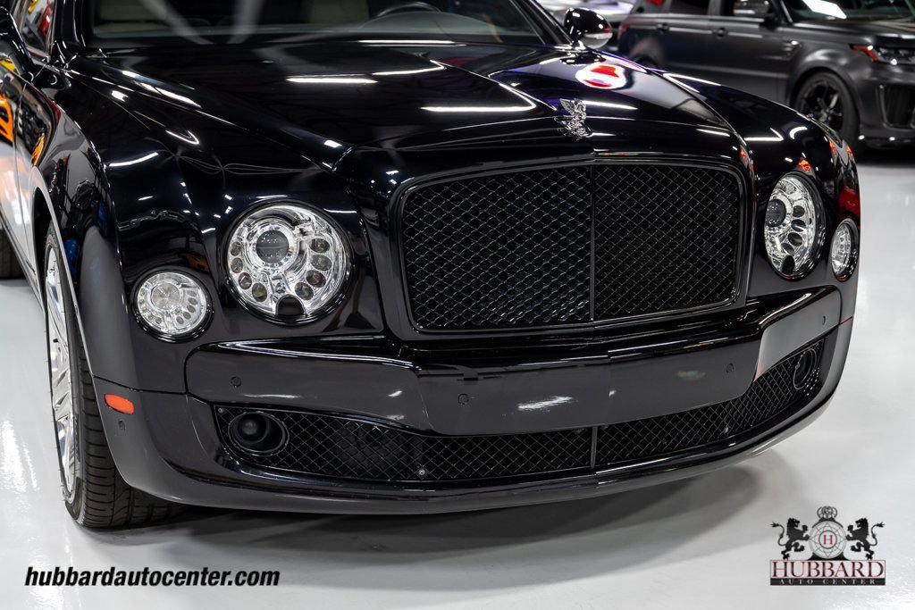 Used 2016 Bentley Mulsanne RWD image 14
