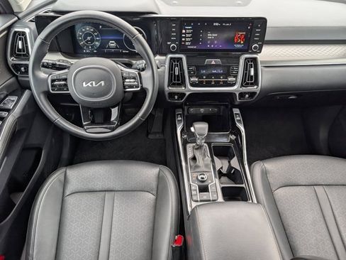 Used 2023 Kia Sorento SX image 6