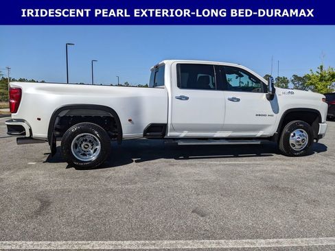 Used 2022 Chevrolet Silverado 3500 High Country AWD/4WD image 12