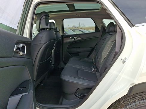 New 2026 Kia Sportage EX image 6
