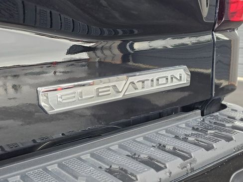 Used 2022 GMC Sierra 1500 Elevation image 15