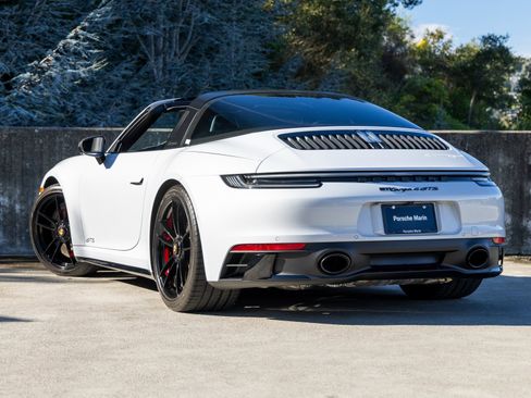 Certified 2024 Porsche 911 Targa 4 GTS image 3