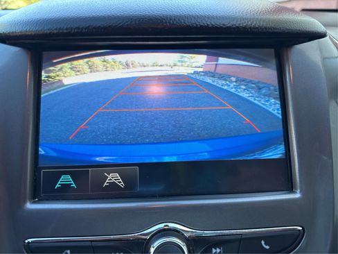 Used 2016 Chevrolet Cruze LT FWD image 28