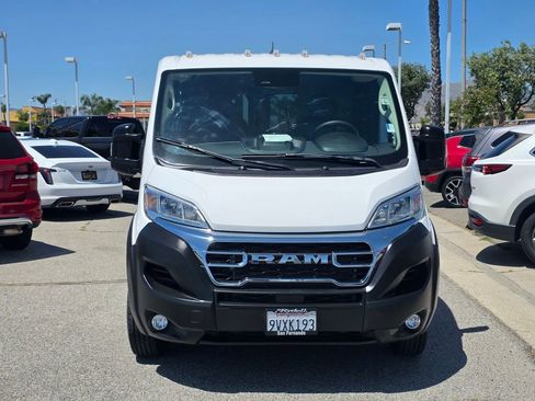 Used 2023 RAM ProMaster 2500 FWD image 2