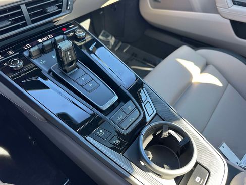 Used 2026 Porsche 911 Carrera image 21