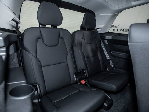 Used 2025 Volvo XC90 T8 Plus w/ Protection Package Premier AWD/4WD image 20
