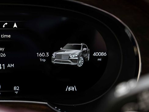 Used 2023 Bentley Bentayga Extended Wheelbase AWD/4WD image 21