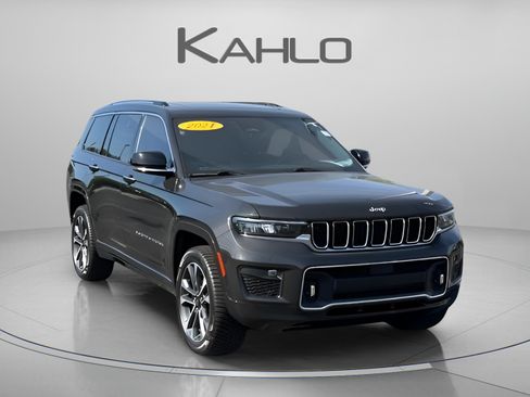 Used 2021 Jeep Grand Cherokee L Overland w/ Luxury Tech Group IV AWD/4WD image 6