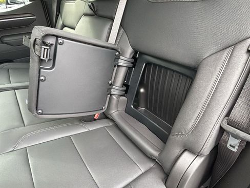 New 2026 GMC Sierra 1500 SLT w/ SLT Premium Plus Package image 30