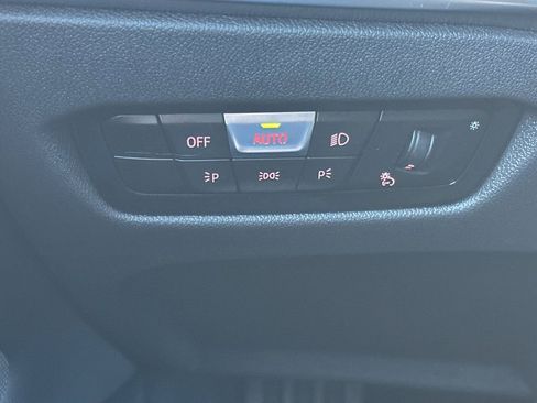 Used 2025 BMW i4 eDrive40 w/ M Sport Package image 31