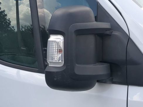 Used 2023 RAM ProMaster 2500 FWD image 12