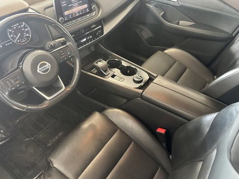 Used 2021 Nissan Rogue SV w/ Premium Package AWD/4WD image 11