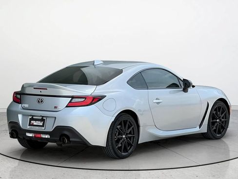 Used 2023 Toyota GR86 Premium RWD image 2