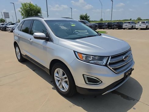 Used 2018 Ford Edge SEL w/ Equipment Group 201A FWD image 7