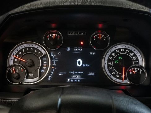 Used 2018 RAM 1500 Laramie w/ Convenience Group AWD/4WD image 16