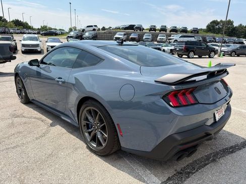 Used 2025 Ford Mustang Dark Horse RWD image 5