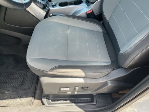 Used 2016 Ford Escape SE w/ Equipment Group 201A AWD/4WD image 15