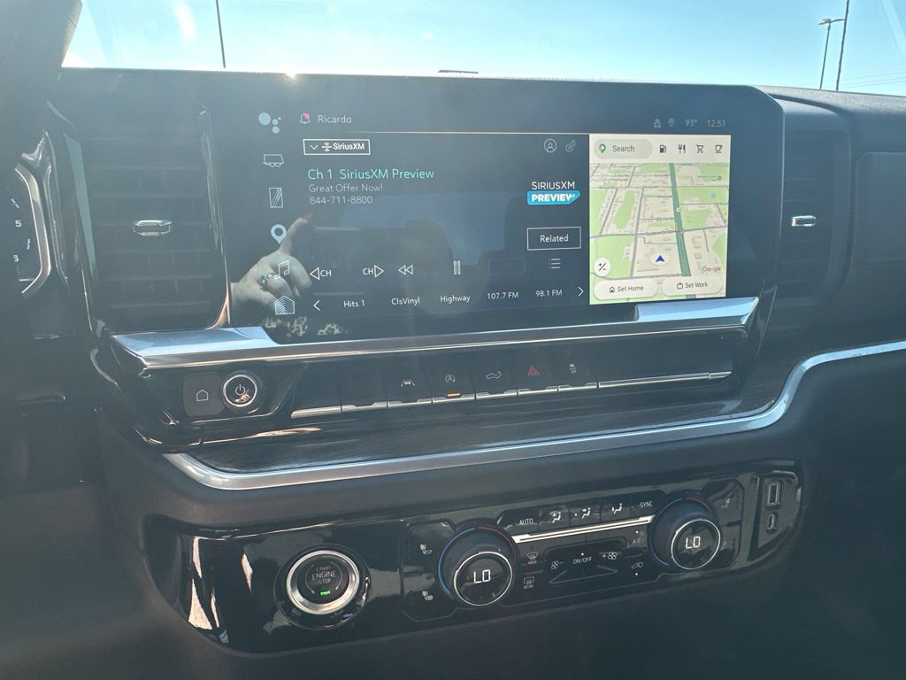 Used 2022 Chevrolet Silverado 1500 LT AWD/4WD image 27