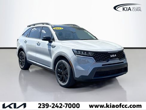 Used 2023 Kia Sorento S w/ Panoramic Sunroof Package image 7