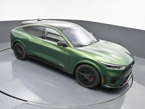 Used 2025 Ford Mustang Mach-E GT image 21