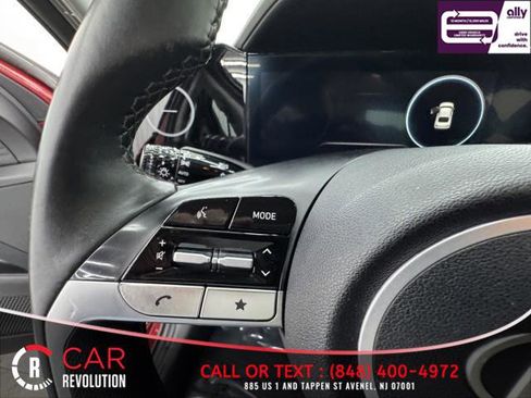 Used 2024 Hyundai Elantra Limited image 20