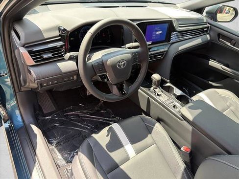 New 2026 Toyota Camry SE FWD image 13