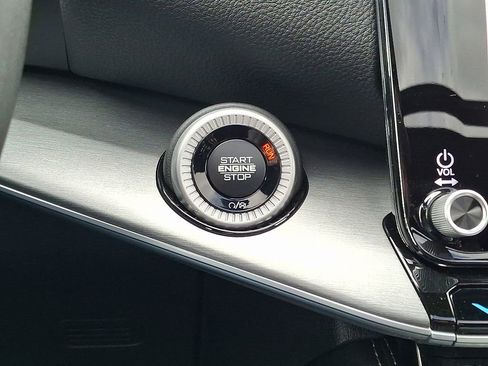 New 2025 Jeep Wagoneer L Series II w/ Premium Group I image 15