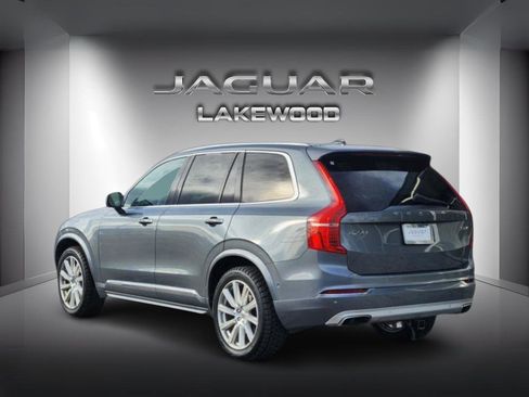 Used 2018 Volvo XC90 T6 Inscription w/ Convenience Package image 3