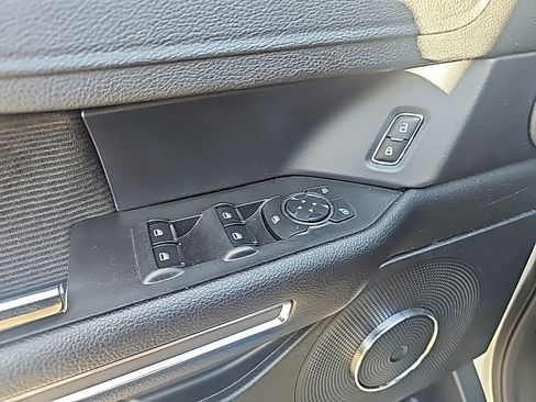 Certified 2020 Ford Expedition XLT image 24