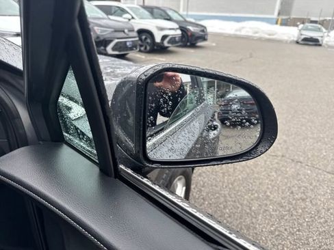 Used 2019 Hyundai Santa Fe SE image 33