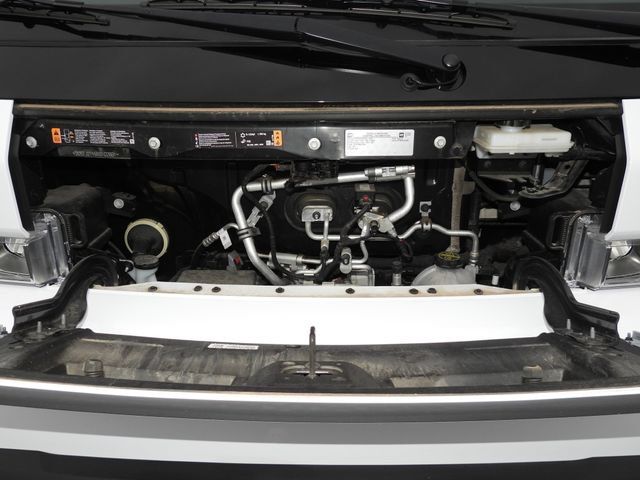 Used 2024 Chevrolet Brightdrop 400 w/ Commercial Equipment Package AWD/4WD image 22