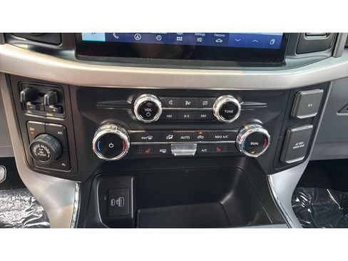 Used 2022 Ford F150 XLT w/ Equipment Group 302A High AWD/4WD image 17