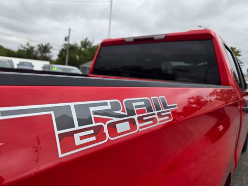 Used 2019 Chevrolet Silverado 1500 Custom Trail Boss w/ Custom Convenience Package image 32