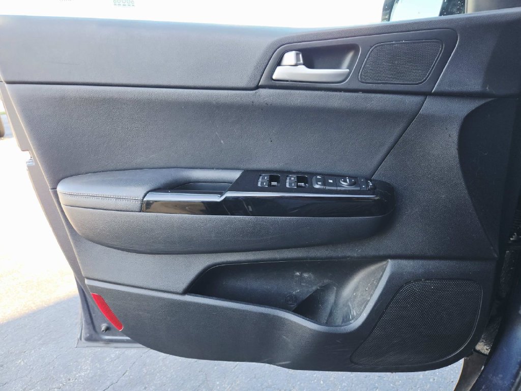 Used 2018 Kia Sportage EX AWD/4WD image 19
